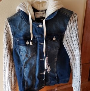 Wallflower denim jacket large NWT